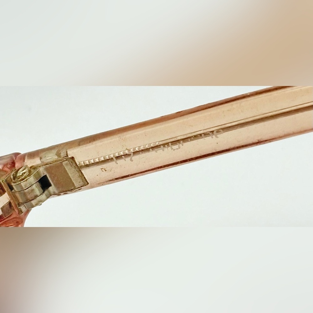 Liz Claiborne 13805 Translucent Oval Sunglasses Frames Only - Picture 7 of 8